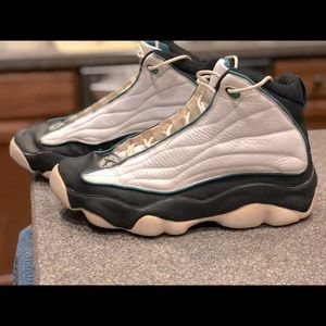 97 Vintage Jordan’s 136006 131 00